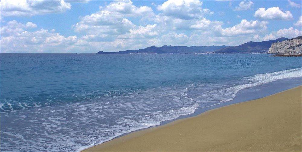 Hotel Santa Maria Finale Ligure Esterno foto