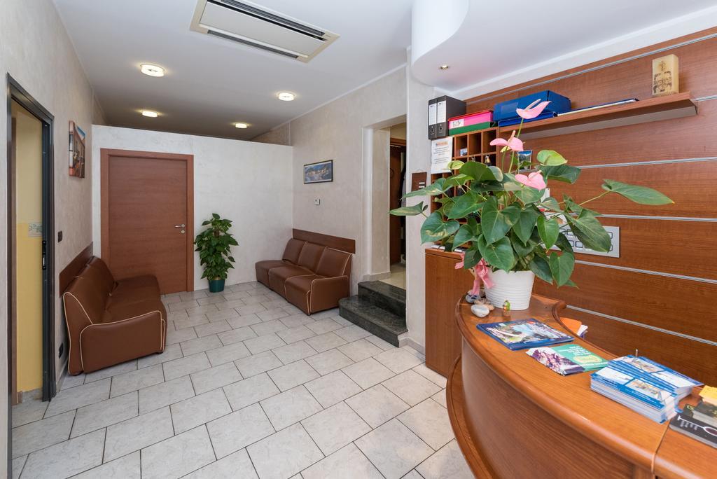 Hotel Santa Maria Finale Ligure Esterno foto